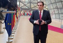 Κ. Πιερρακάκης από Βρυξέλλες: «Η Ελλάδα στηρίζει την άμεση επιβολή δασμών στα μικροδέματα από τρίτες χώρες»