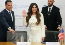 Ψηφιακός βοηθός στο “1566” με αμερικανική τεχνογνωσία – Τι δήλωσαν οι Άδ. Γεωργιάδης και Κ. Γκιλφόιλ