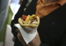 Αυξήσεις στις τιμές στο τυλιχτό: Σε ποιες περιοχές ξεπερνάει τα 6 ευρώ