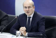 Οι 11 κυβερνητικές δεσμεύσεις για το 2026 – Έρχονται νέες μειώσεις φόρων και εισφορών