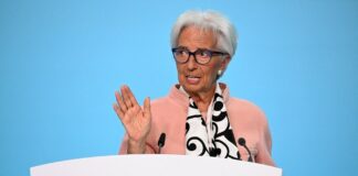 ΕΚΤ: “Παγωμένα” τα επιτόκια και τον Απρίλιο – Στο μικροσκόπιο οι επιπτώσεις της γεωπολιτικής κρίσης