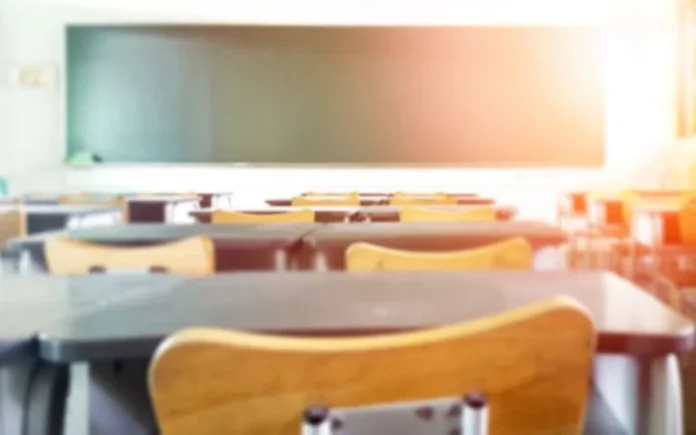 sxoleio_school_shutterstock-768x480