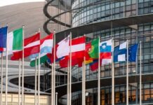 Σχέδιο της Κομισιόν για τα λιπάσματα – Αγροτικές κινητοποιήσεις έξω από το Ευρωκοινοβούλιο