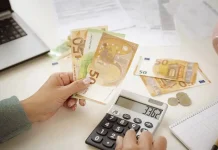 Νέα «φέσια» 9,86 δισ. στην Εφορία – Στα 109,77 δισ. το βουνό των χρεών – Mόλις 5,31 δισ. σε ρύθμιση